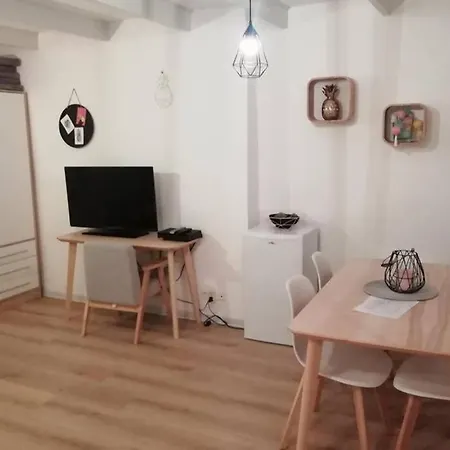 Апартаменты Studio Revermont Avec Jacuzzi En Option